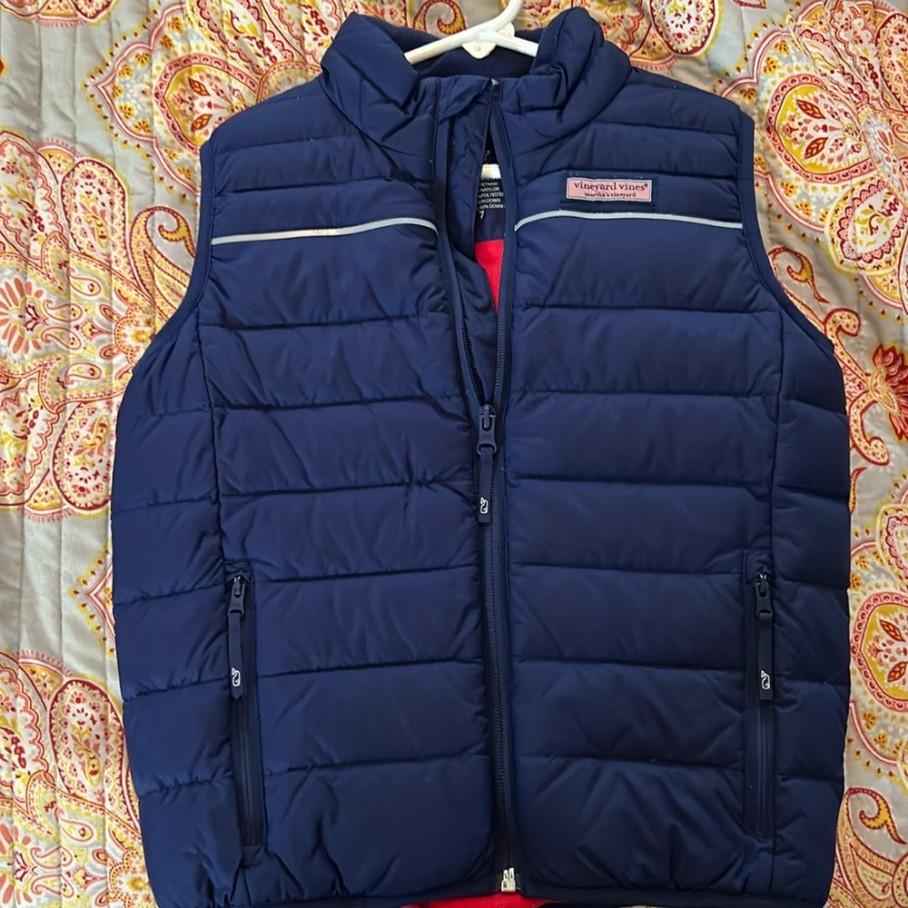 New without tag. Vineyard Vines boys vest